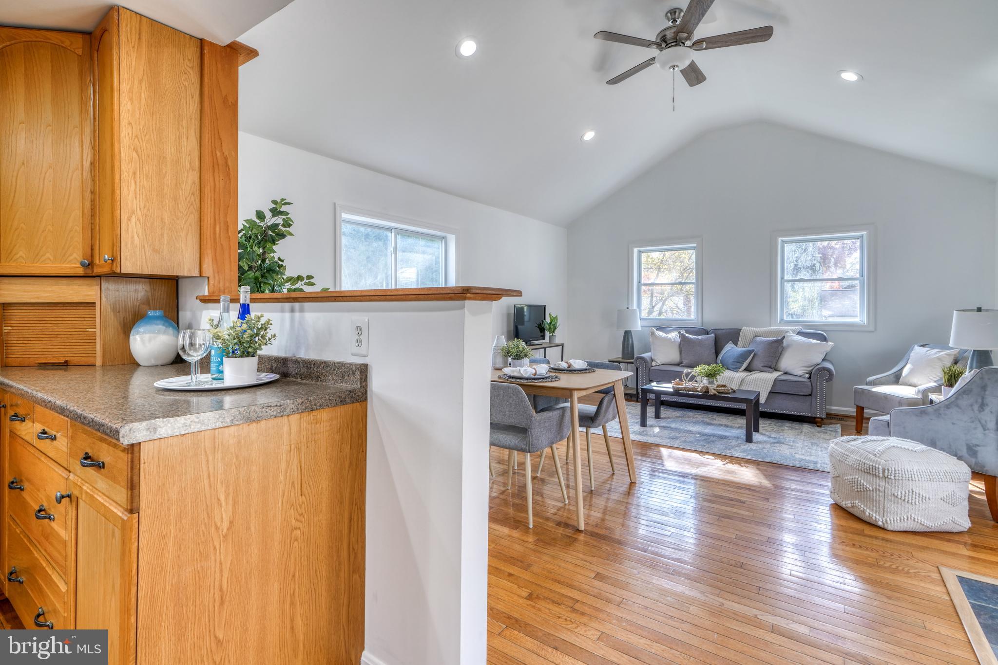 WHEATON WOODS - Residential