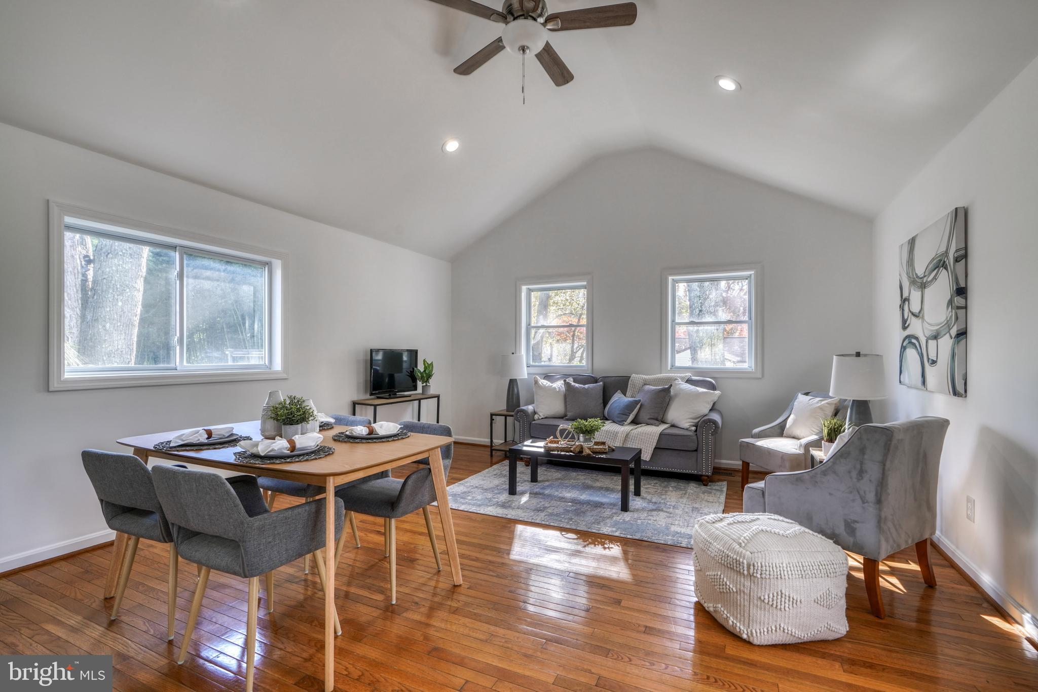 WHEATON WOODS - Residential