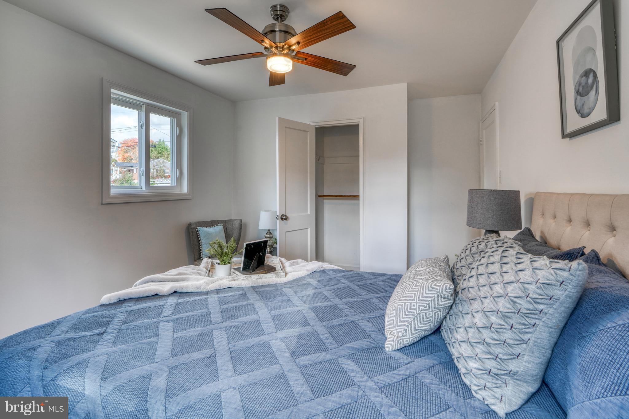 WHEATON WOODS - Residential