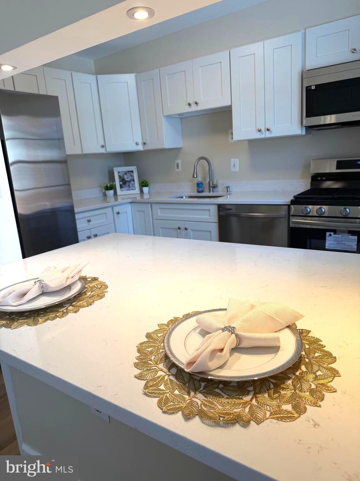 BELLE VIEW CONDOMINIUMS - Residential