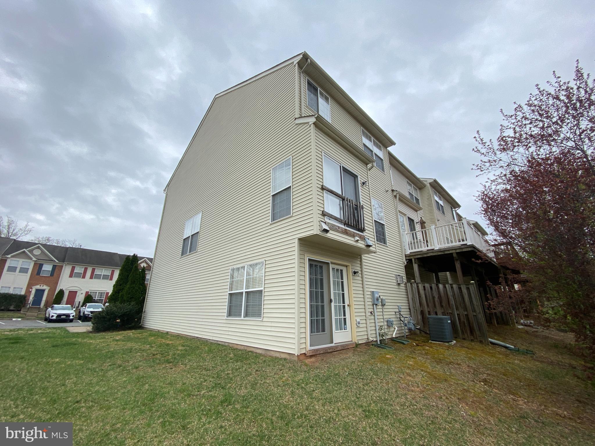 DOGWOODS - Residential Lease