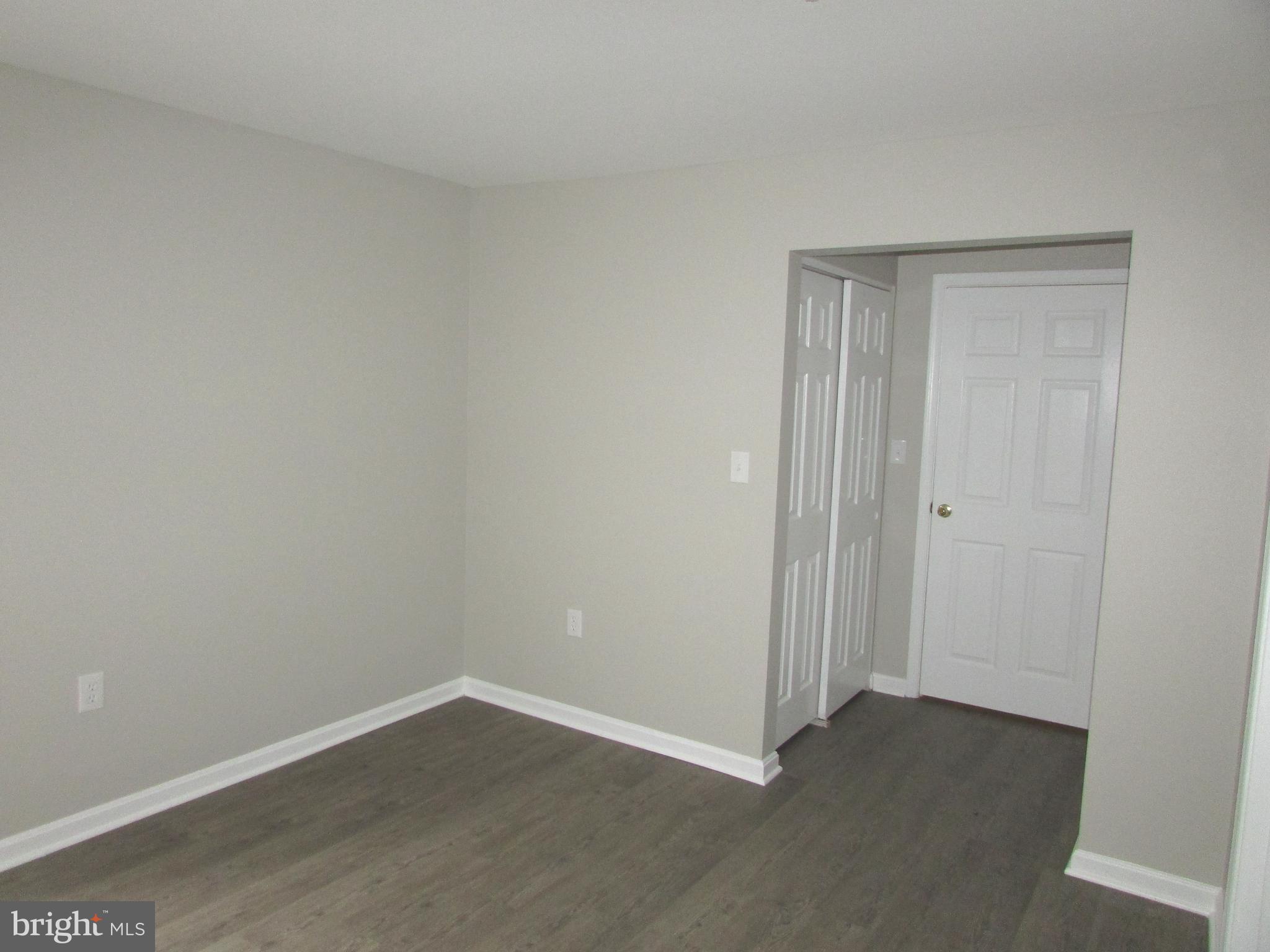 SILVERBROOK WOOD - Residential Lease