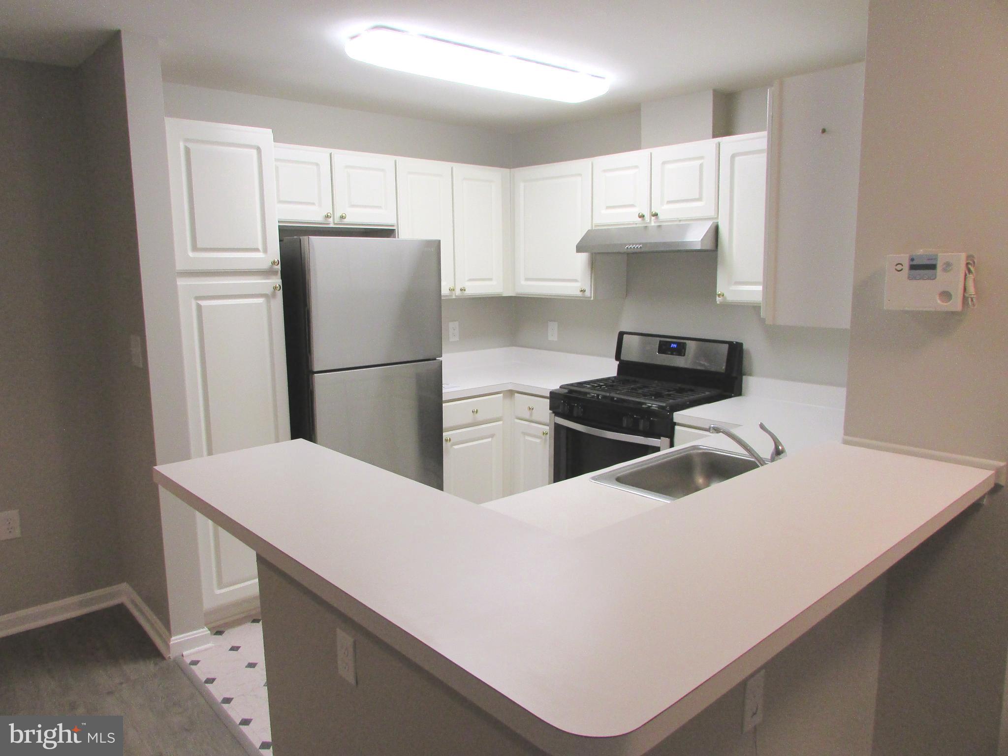 SILVERBROOK WOOD - Residential Lease