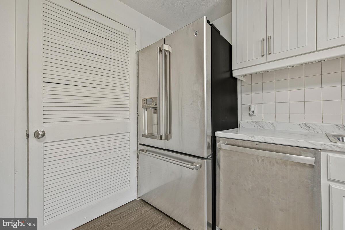 WINDMILL SQUARE - Residential