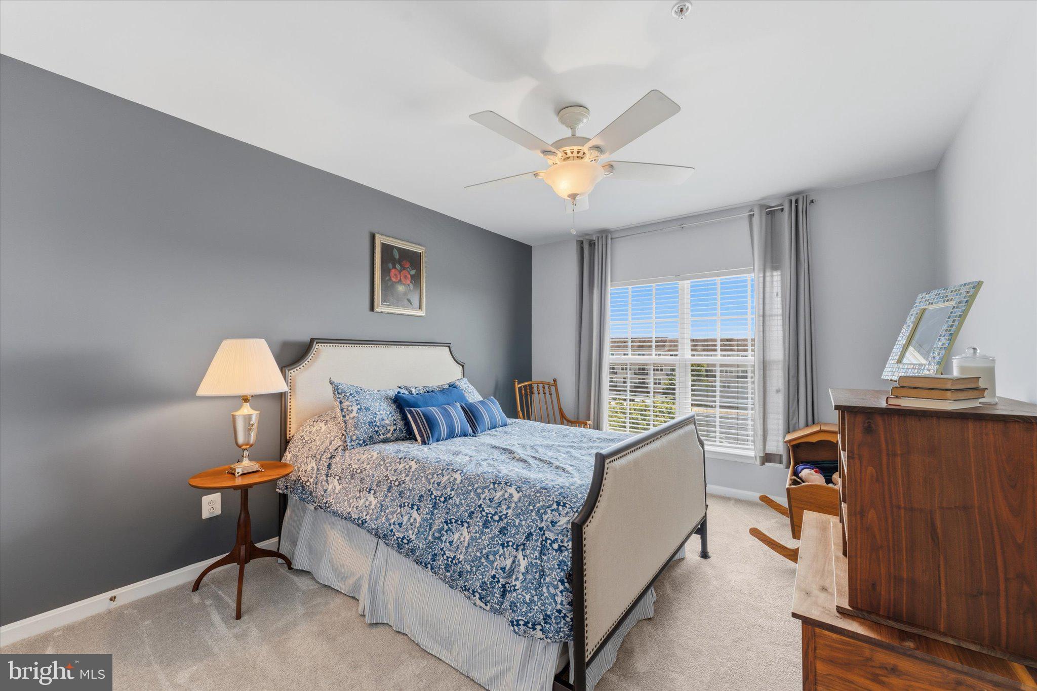 RESIDENCES AT LANSDOWNE - Residential