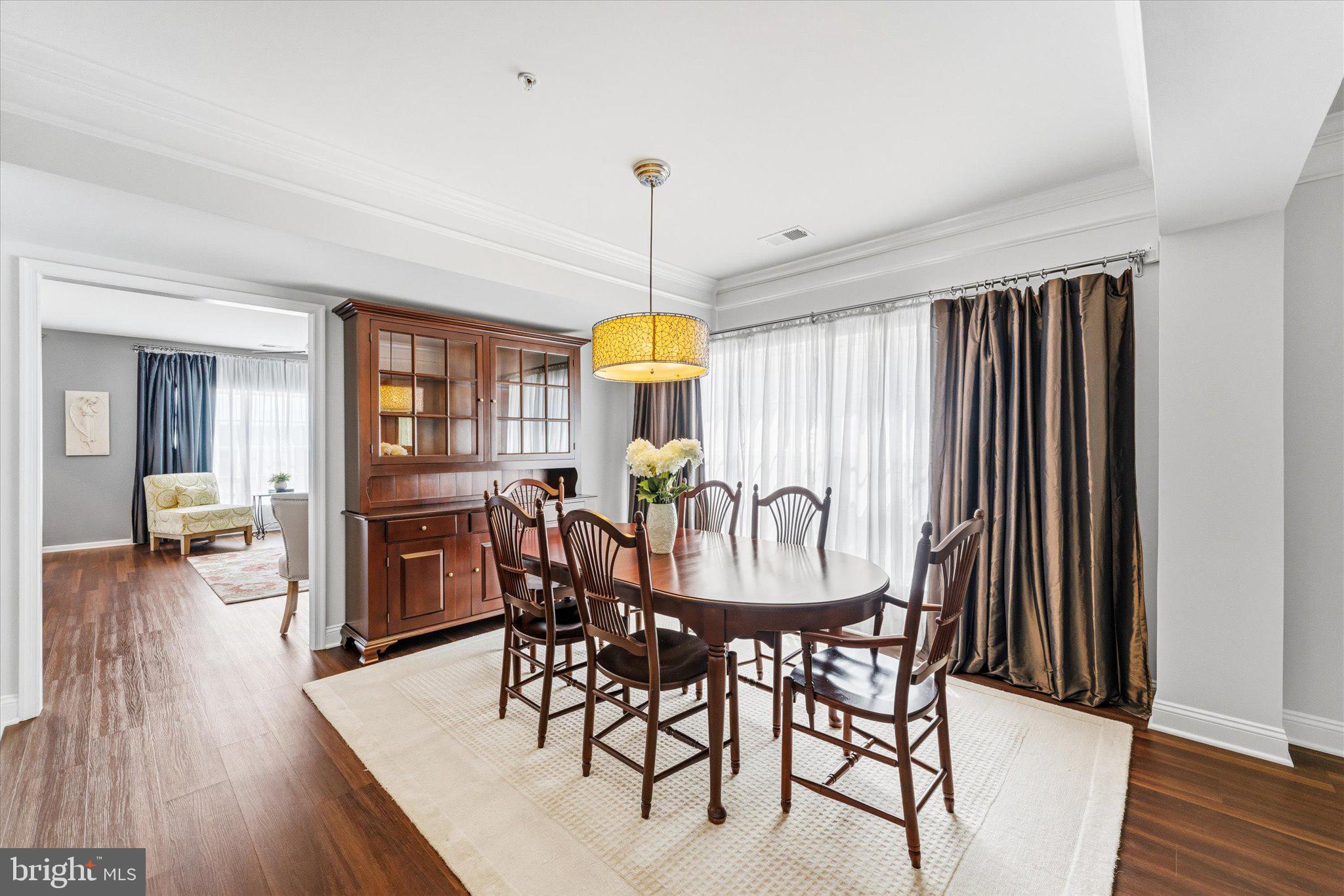 RESIDENCES AT LANSDOWNE - Residential