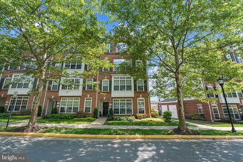 Photo of 43537 Mahala Street, LEESBURG, VA 20176 (MLS # VALO2121726)