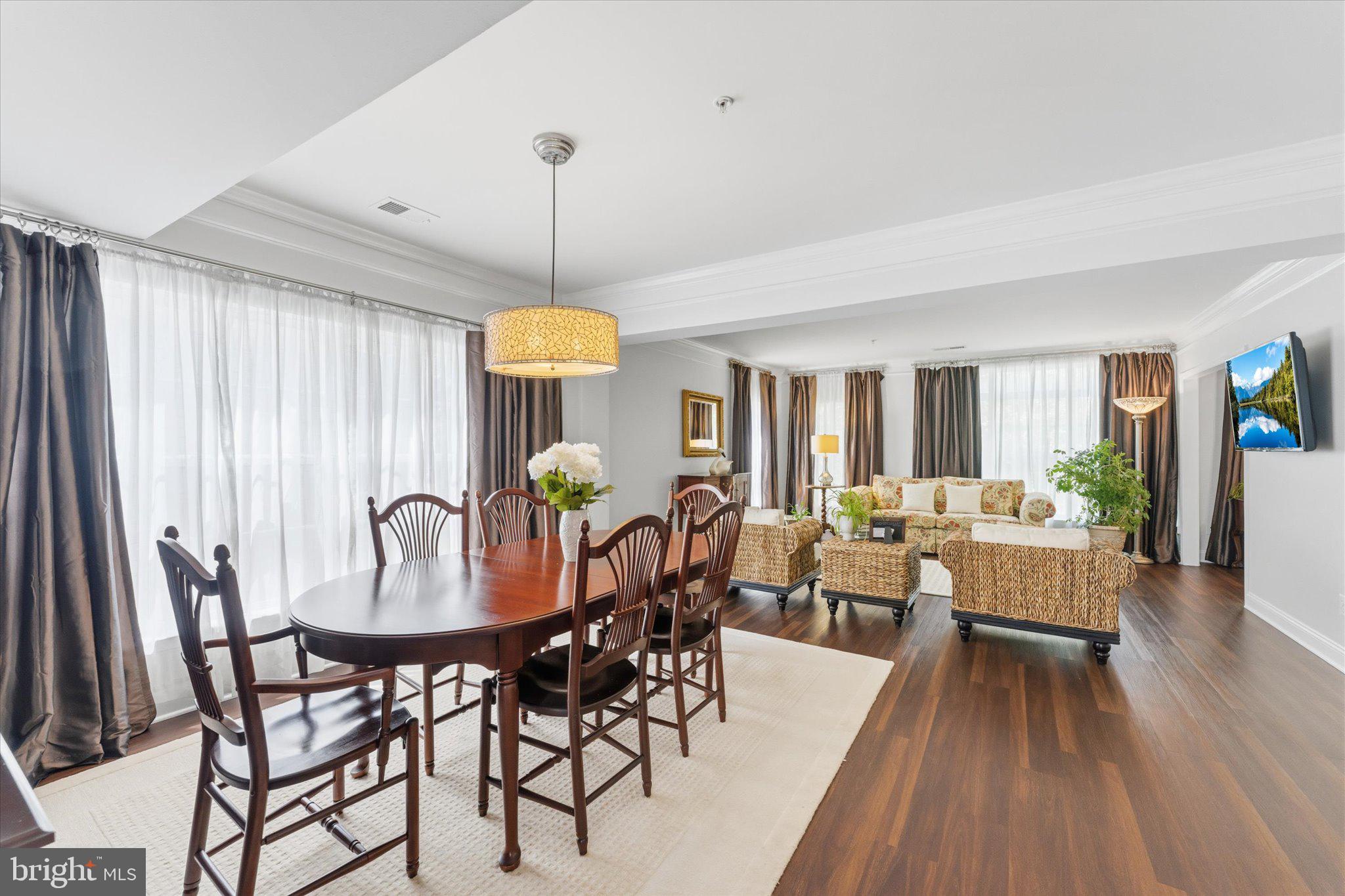 RESIDENCES AT LANSDOWNE - Residential