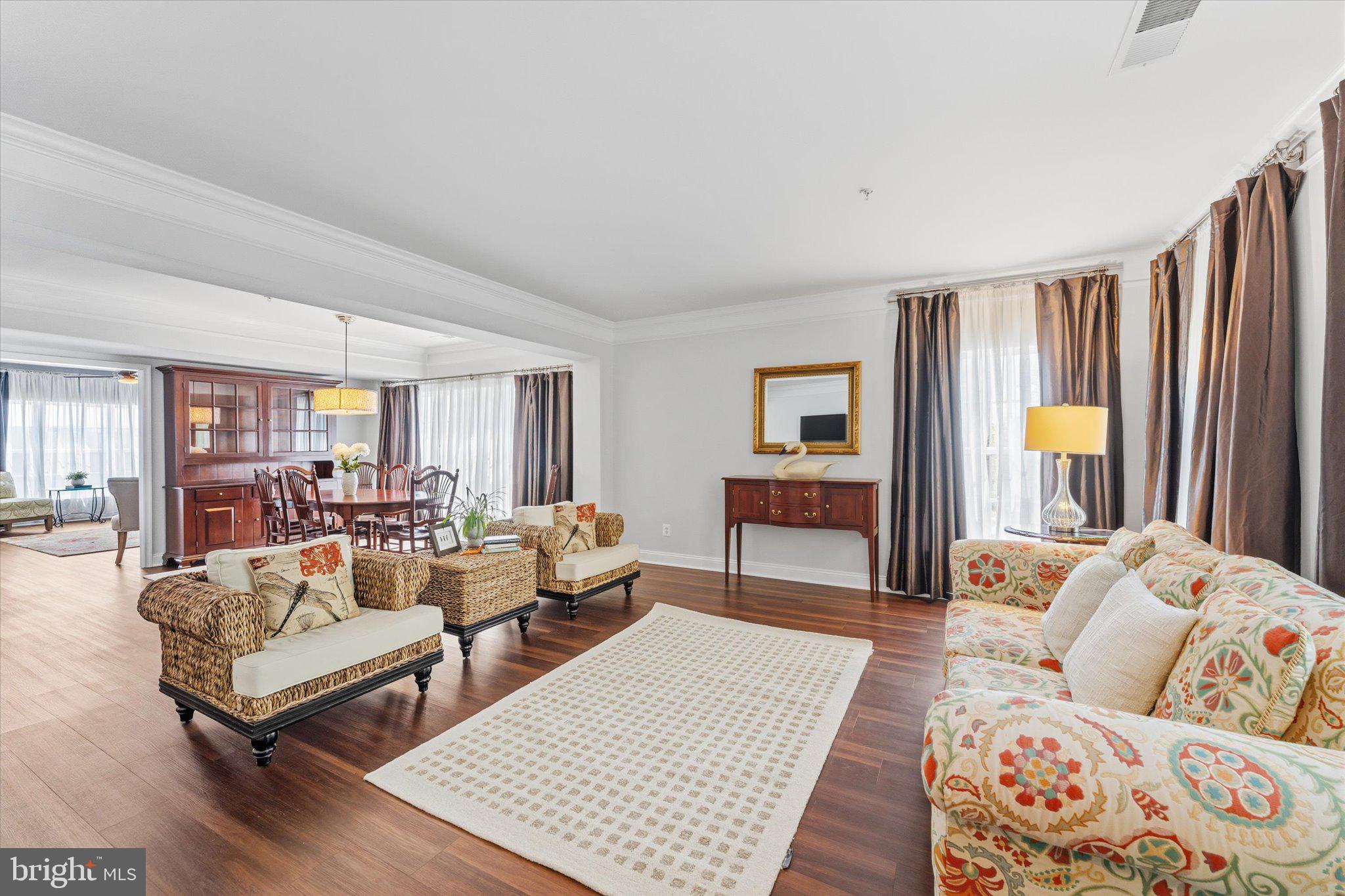 RESIDENCES AT LANSDOWNE - Residential