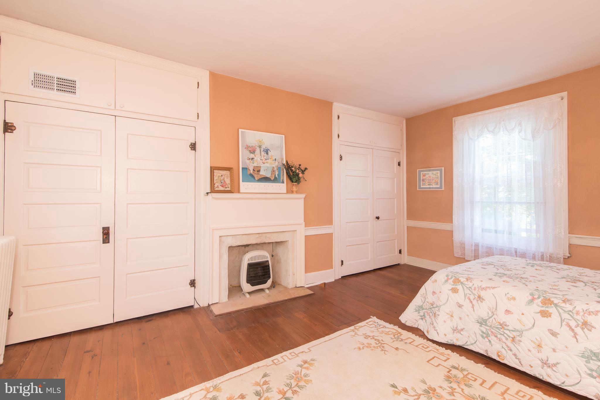 GERRARDSTOWN - Residential