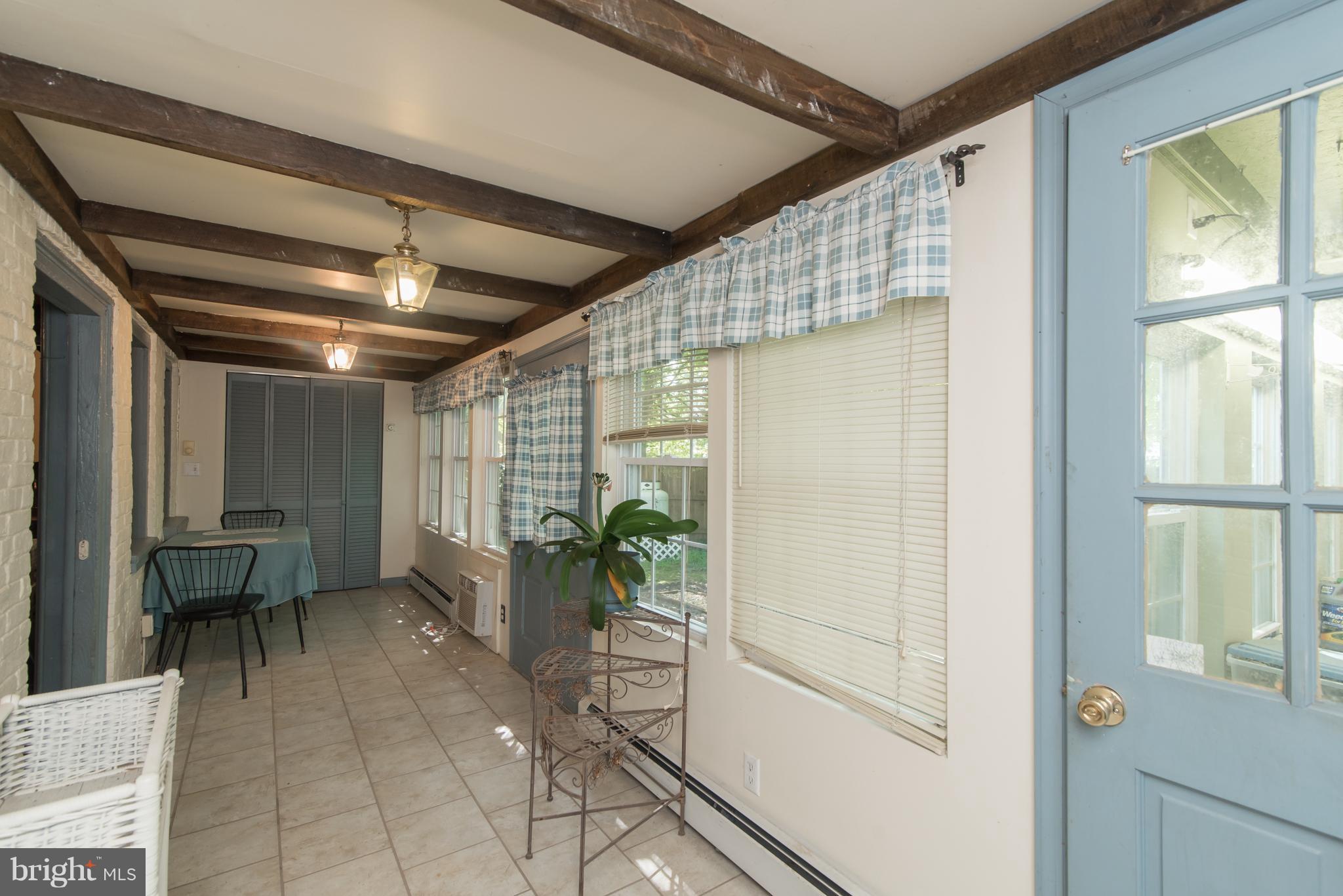 GERRARDSTOWN - Residential