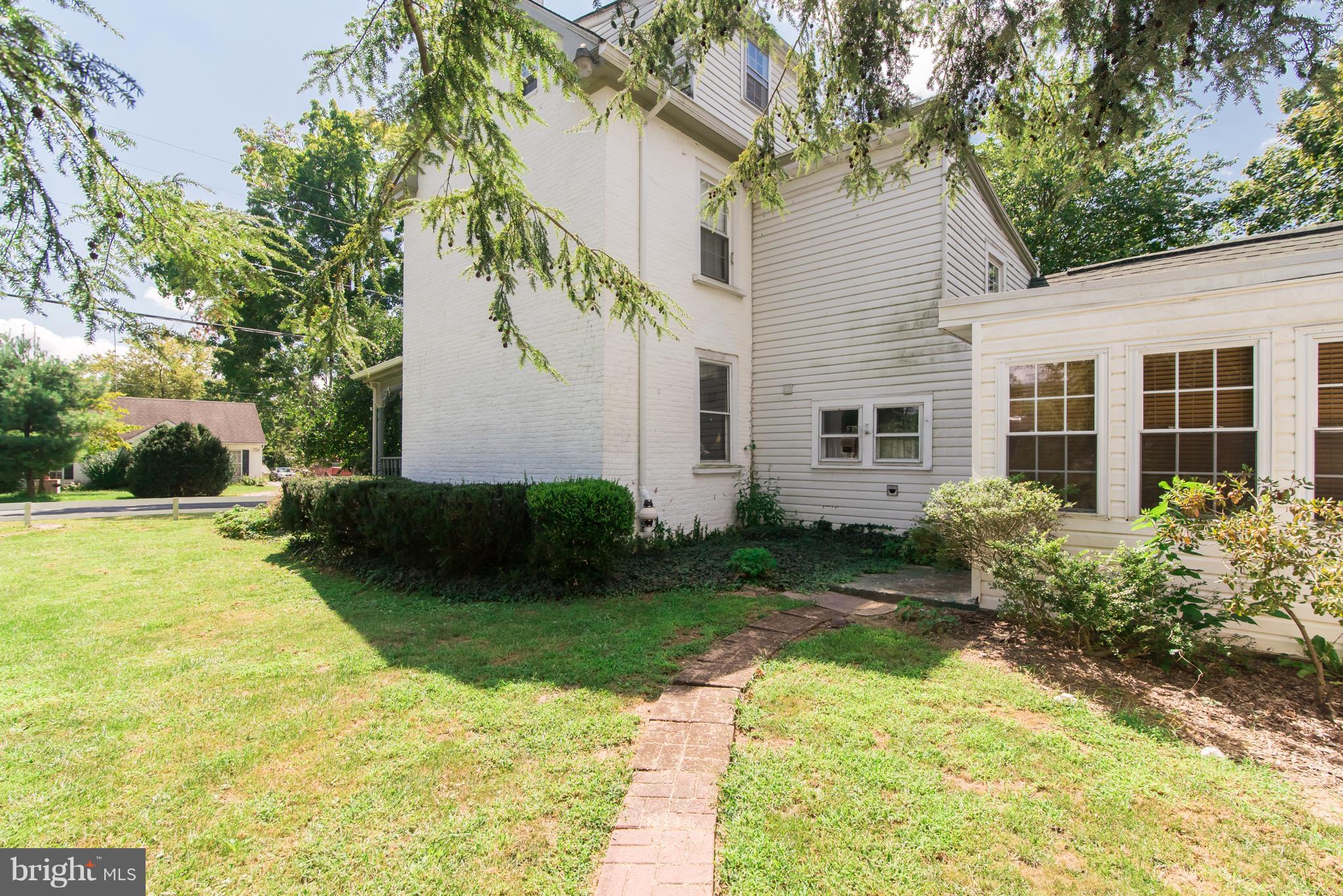 GERRARDSTOWN - Residential