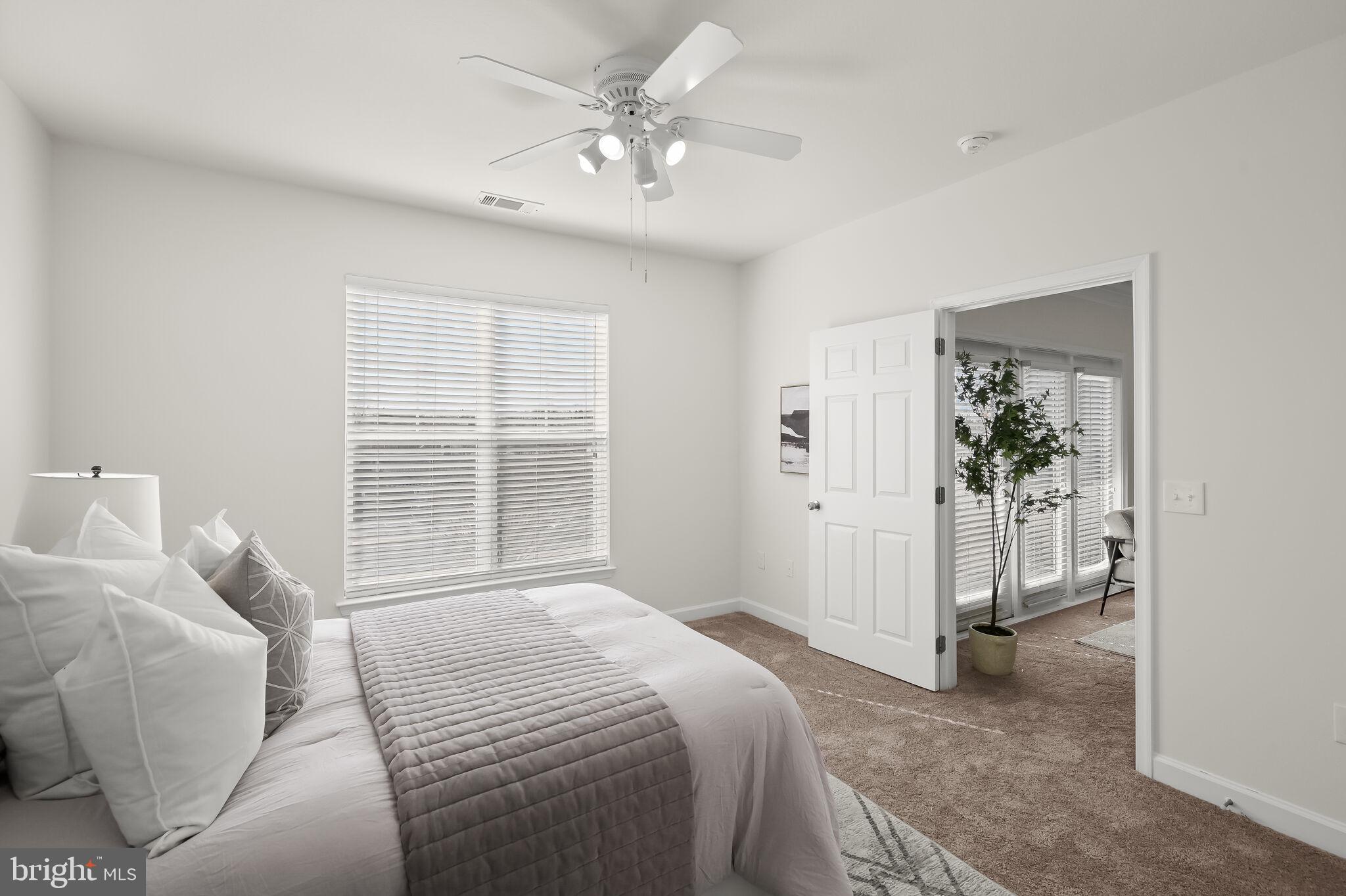 FITZ AT ROCKVILLE TOWN C - Residential