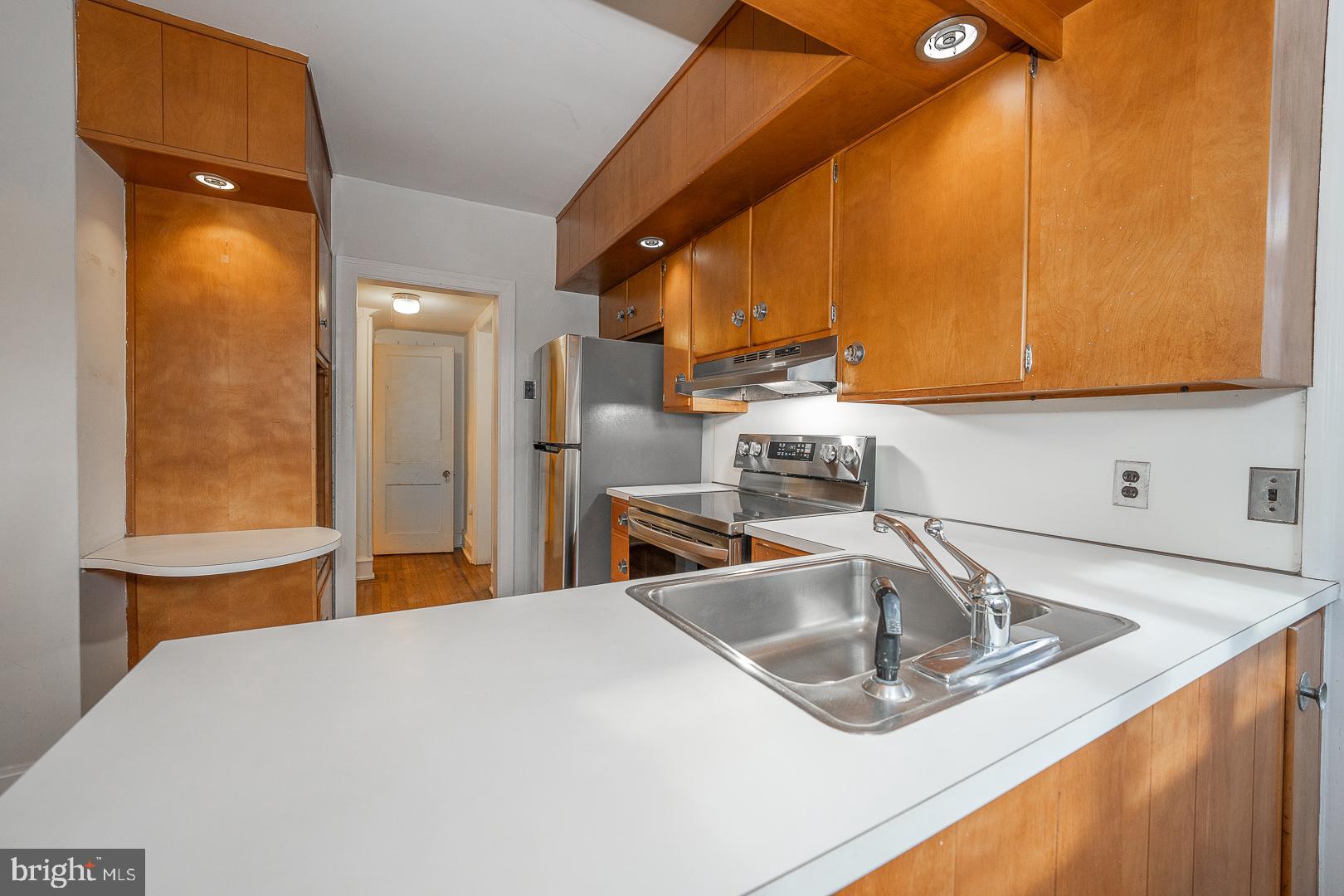 ELKINS PARK - Residential