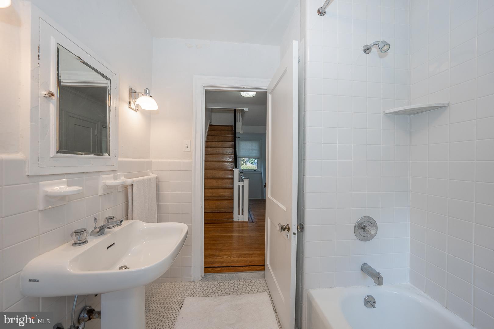 ELKINS PARK - Residential