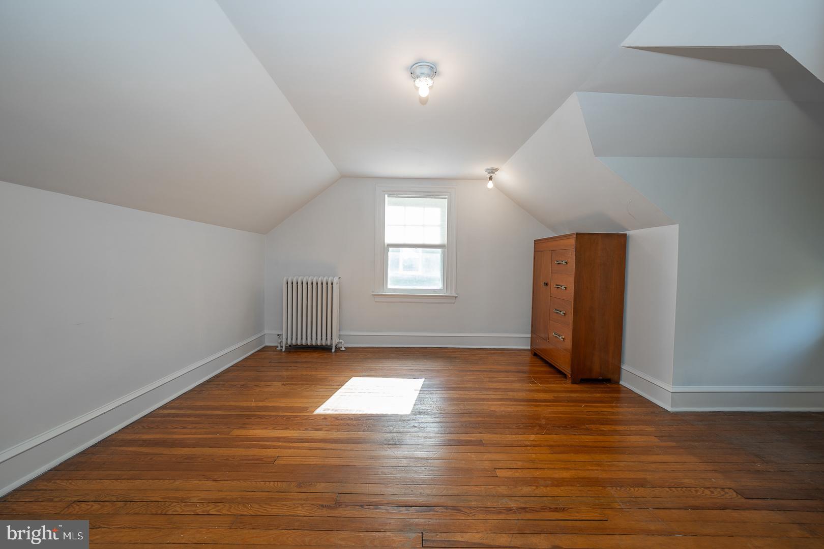 ELKINS PARK - Residential