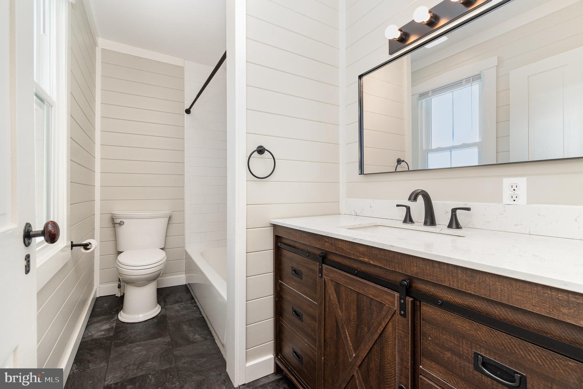 MANHEIM - Residential