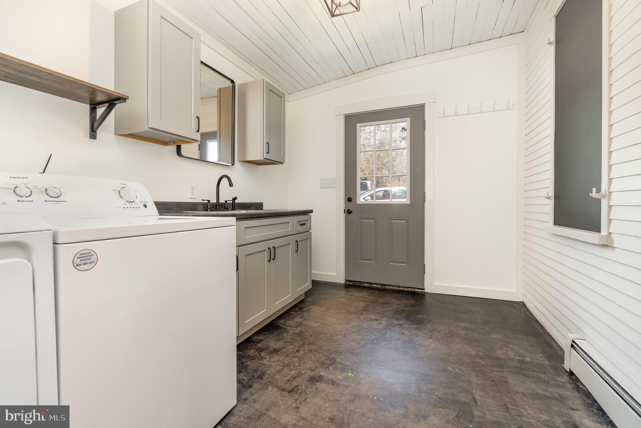 MANHEIM - Residential