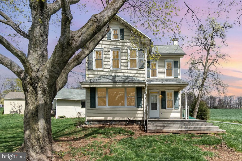 Photo of 2392 Mountain Road, MANHEIM, PA 17545 (MLS # PALA2066910)