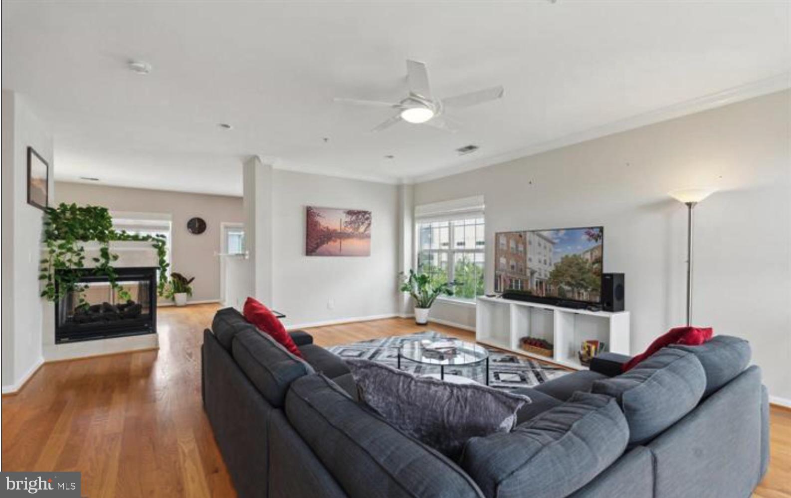 327 CROSS GREEN STREET B 327B