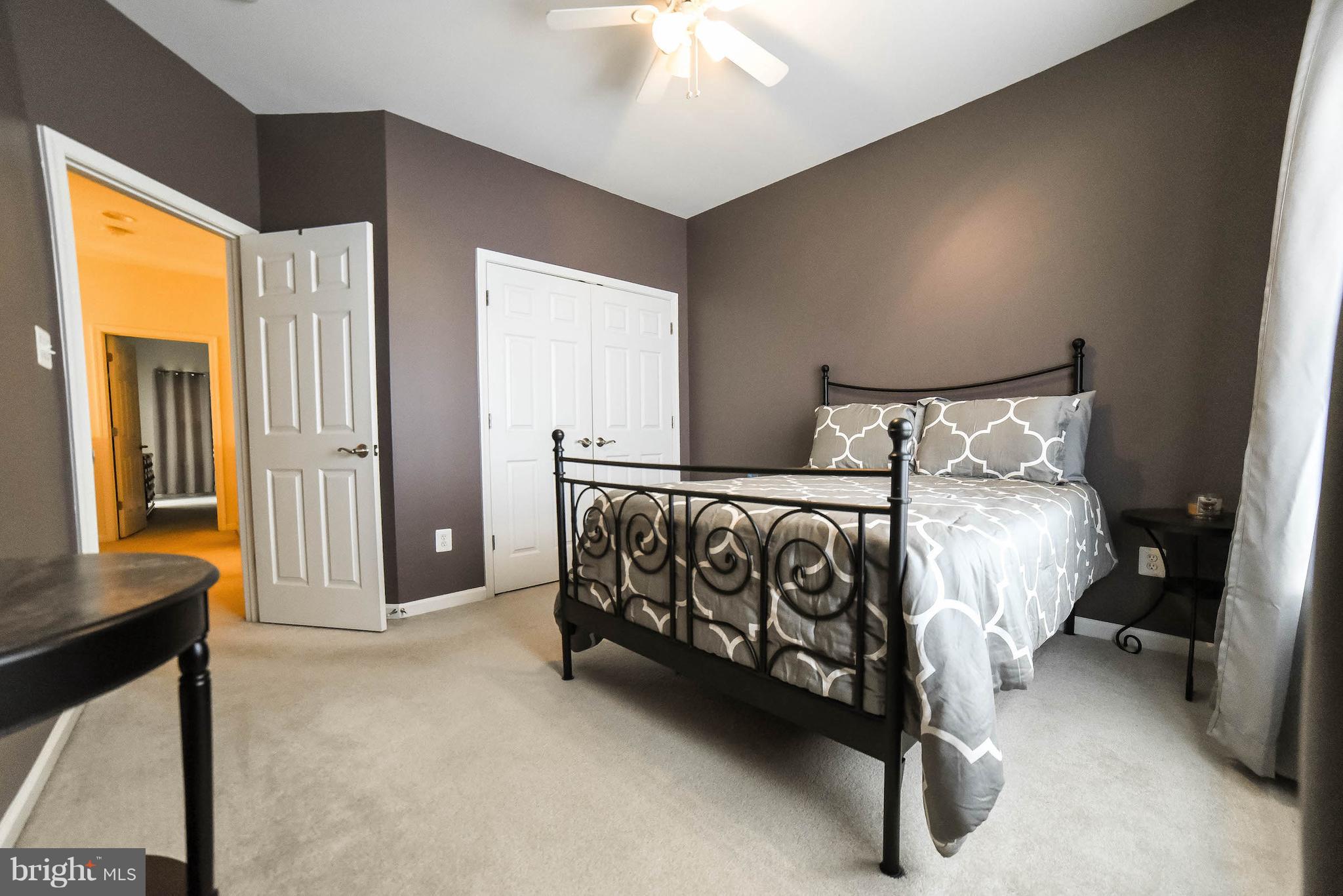 DAHLIA PARK OF WILDEWOOD - Residential