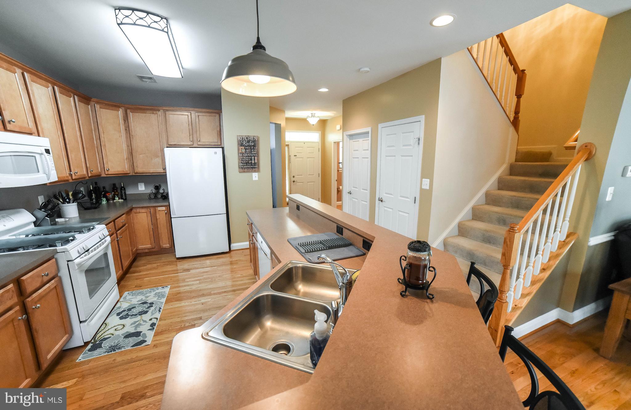 DAHLIA PARK OF WILDEWOOD - Residential