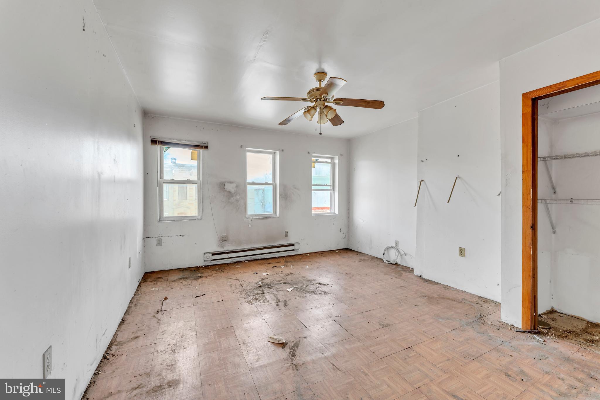 BROADWAY EAST - Residential