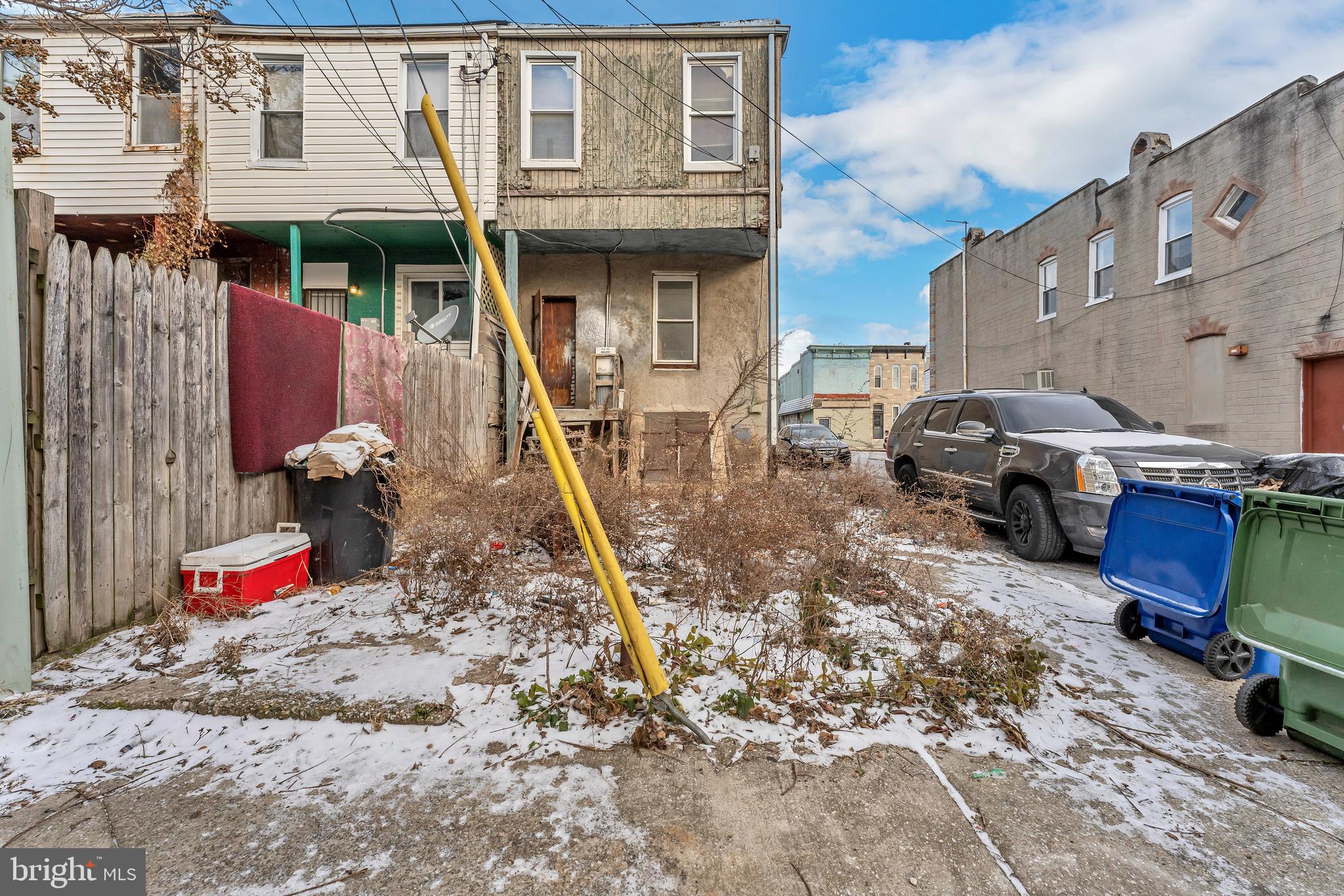 BROADWAY EAST - Residential