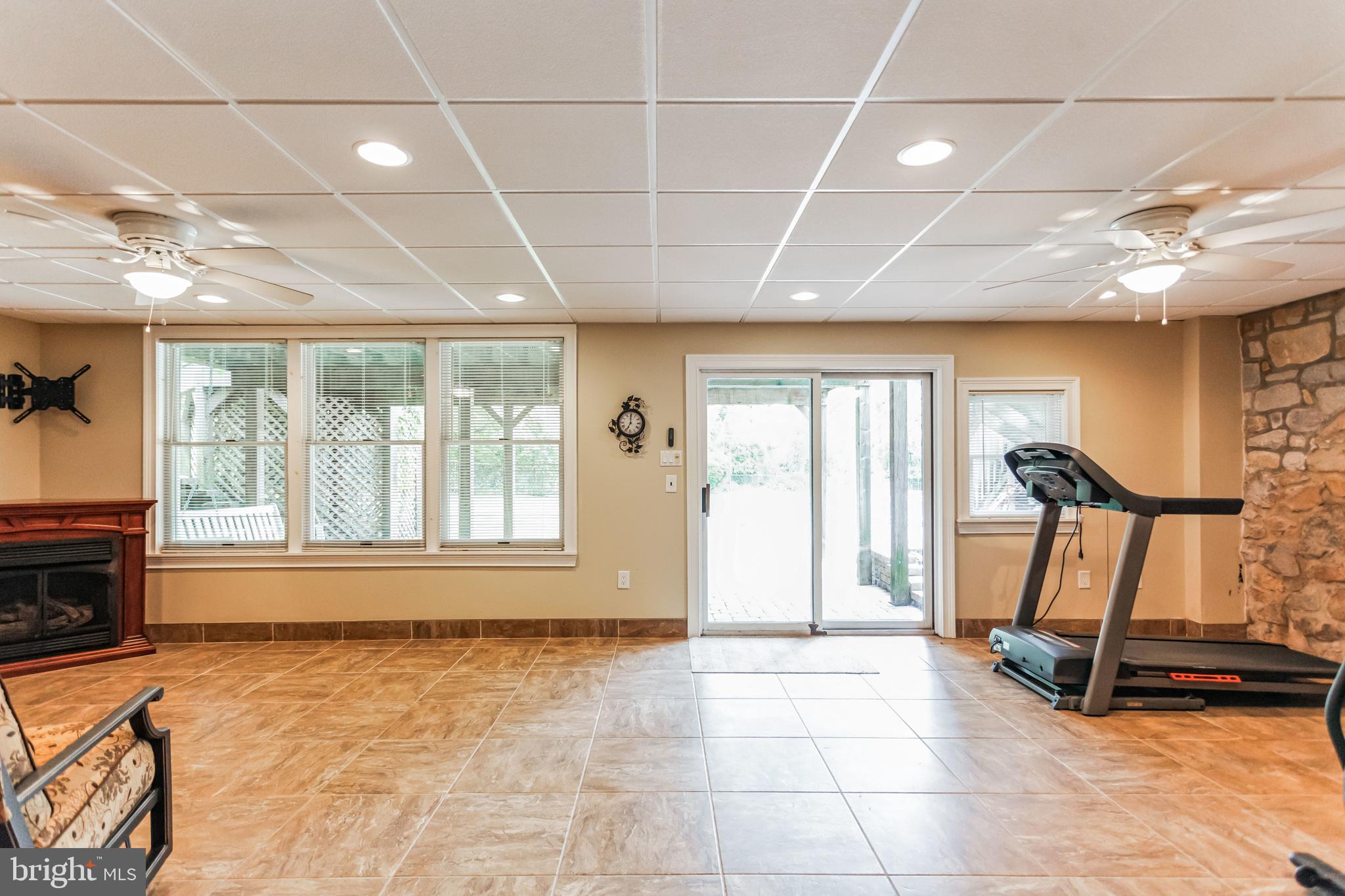 COLLEGE PARK - Residential