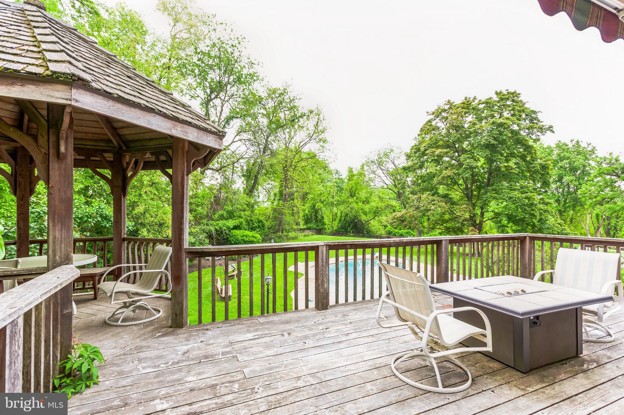 COLLEGE PARK - Residential