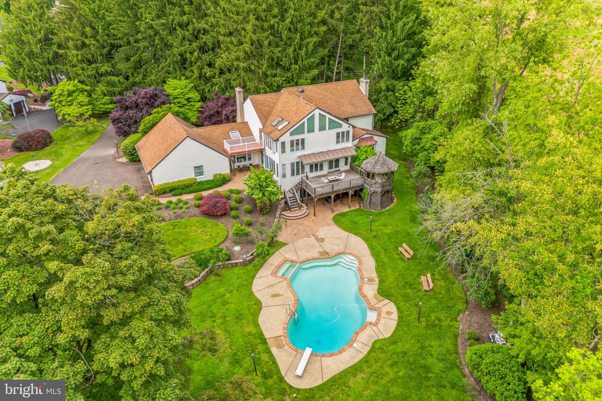 COLLEGE PARK - Residential