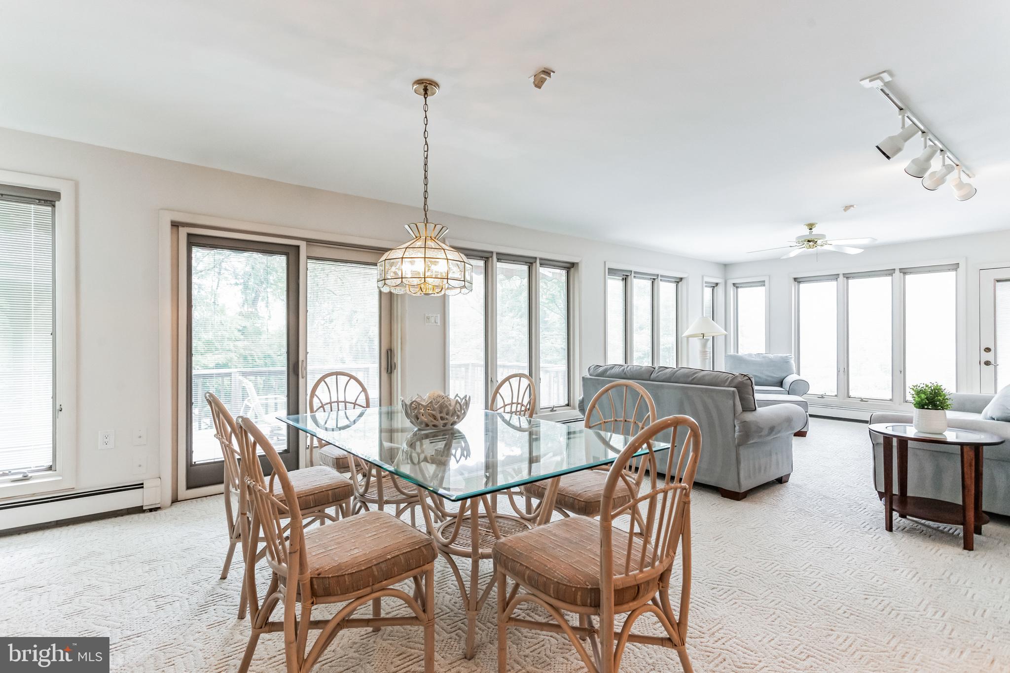 COLLEGE PARK - Residential