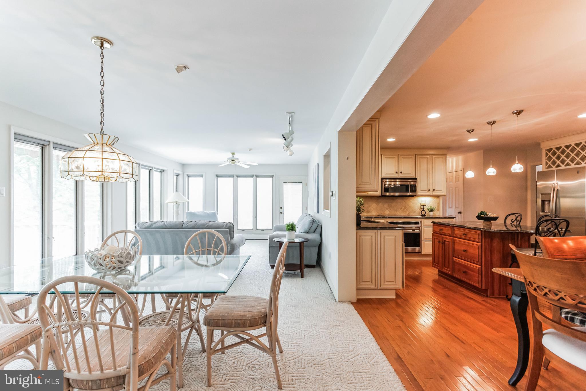 COLLEGE PARK - Residential