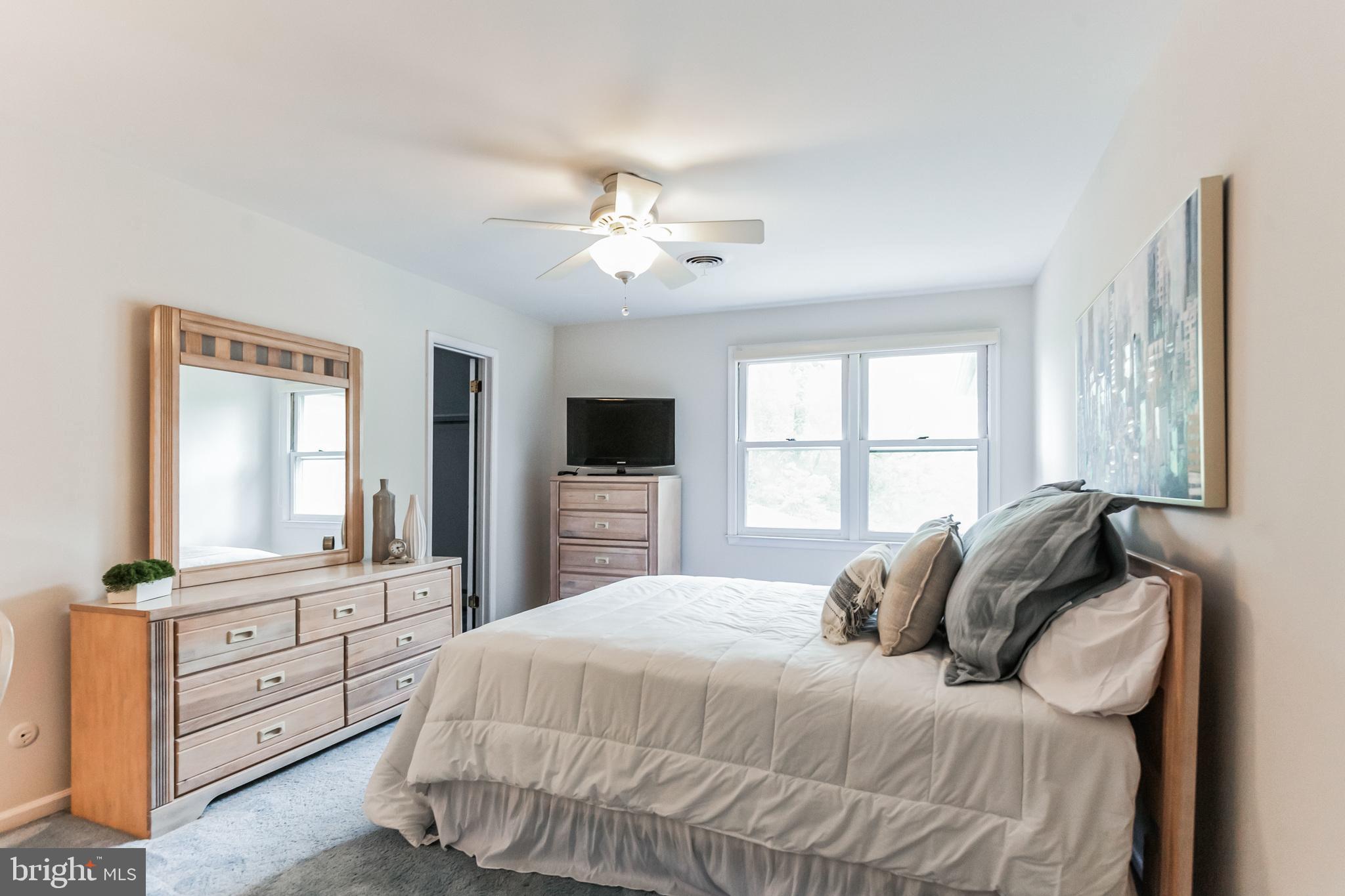 COLLEGE PARK - Residential