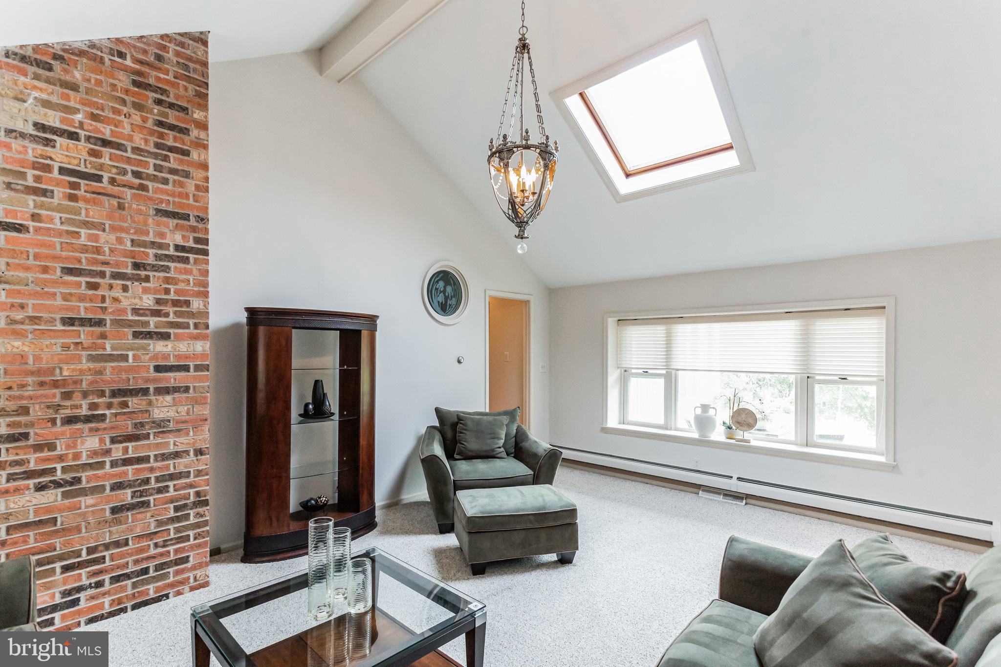 COLLEGE PARK - Residential