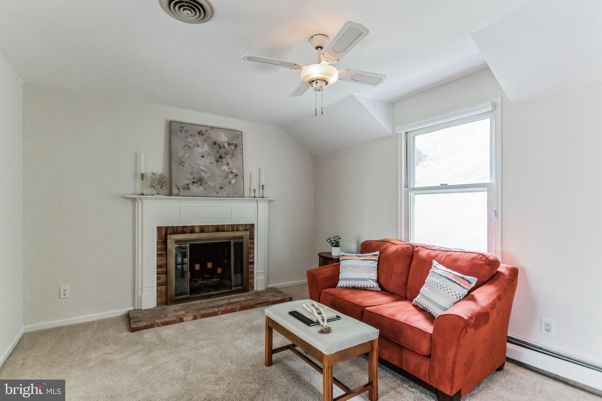 COLLEGE PARK - Residential