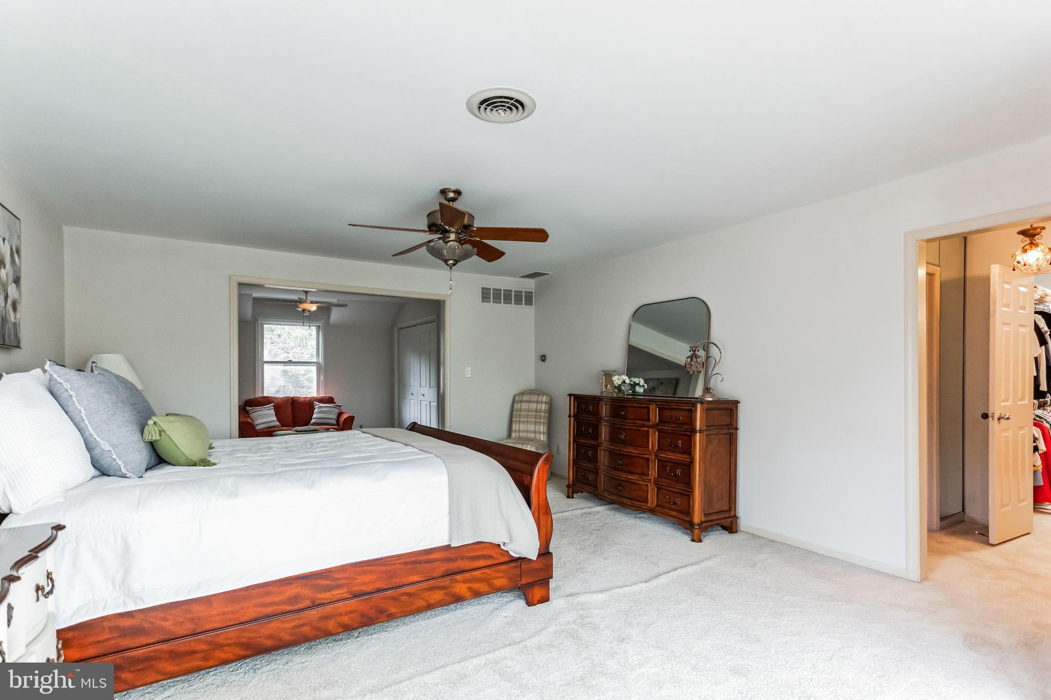 COLLEGE PARK - Residential