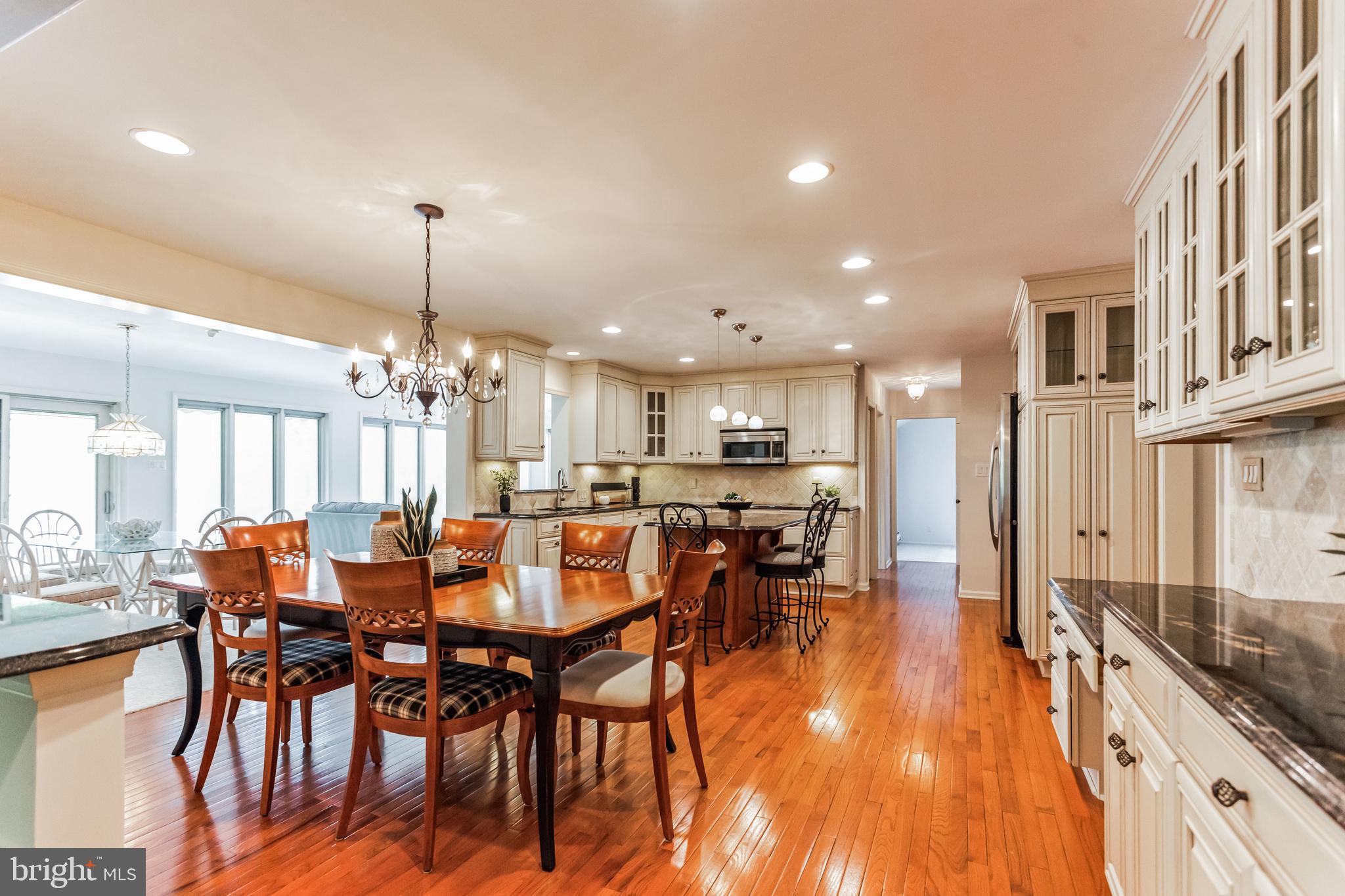 COLLEGE PARK - Residential