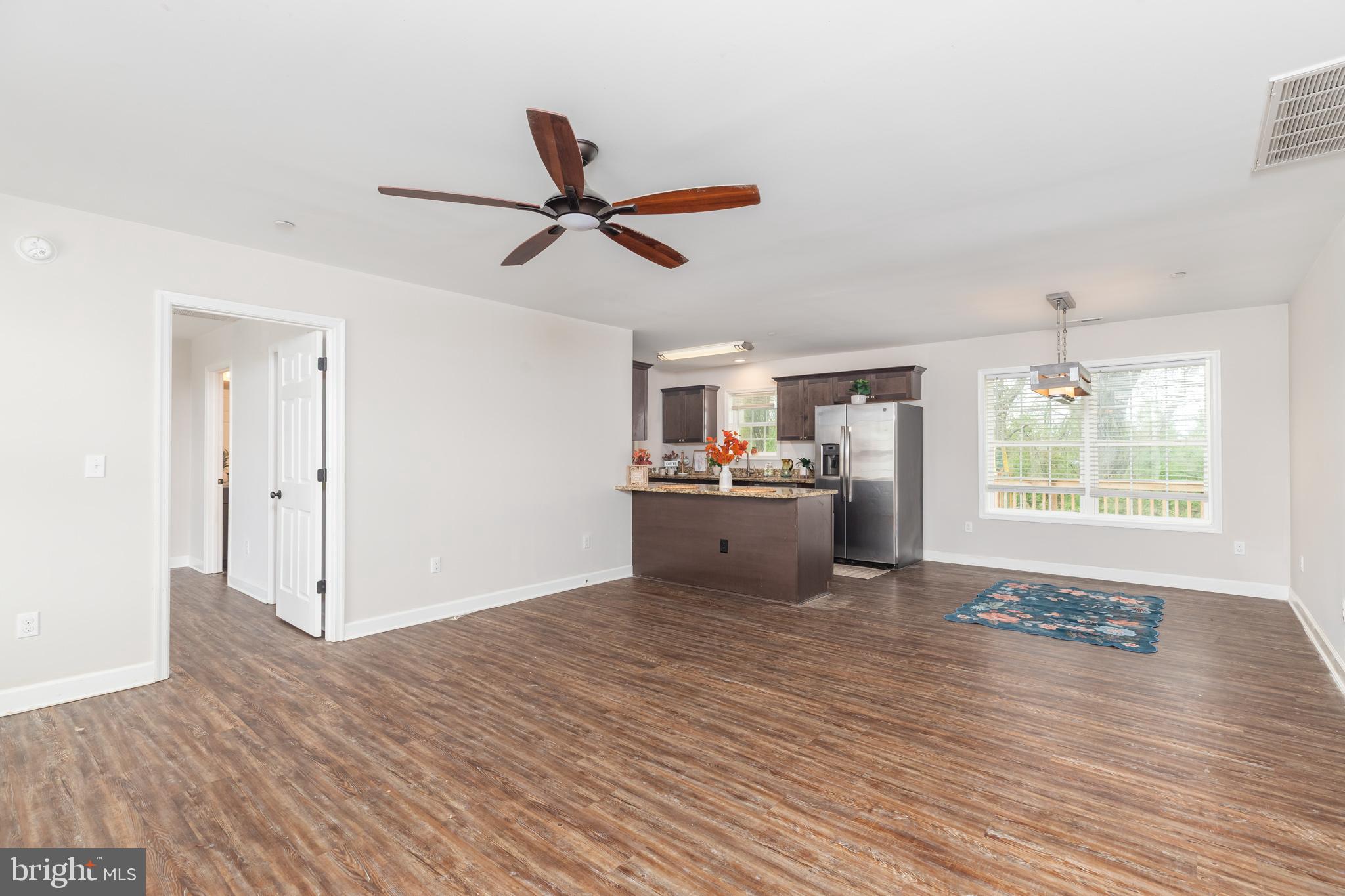 ARCADIA VILLAGE - Residential