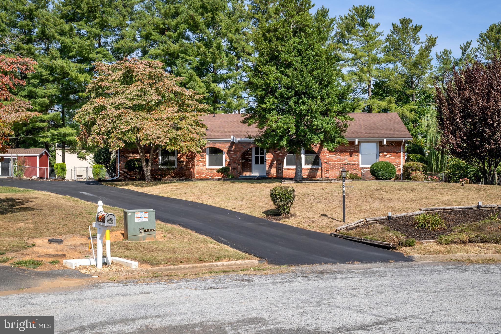 310 CAMBRIDGE DRIVE 1