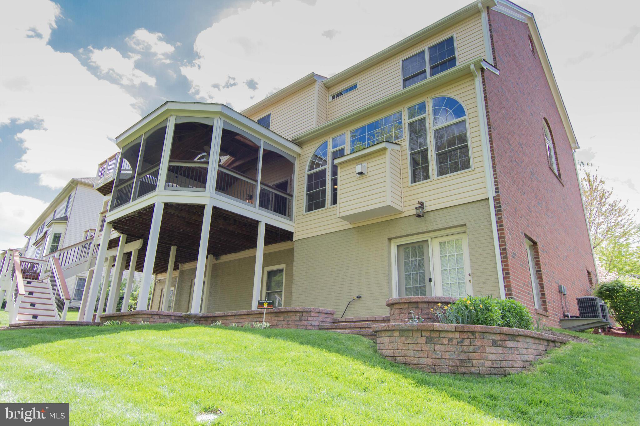 HIGHGROVE ESTATES - Residential