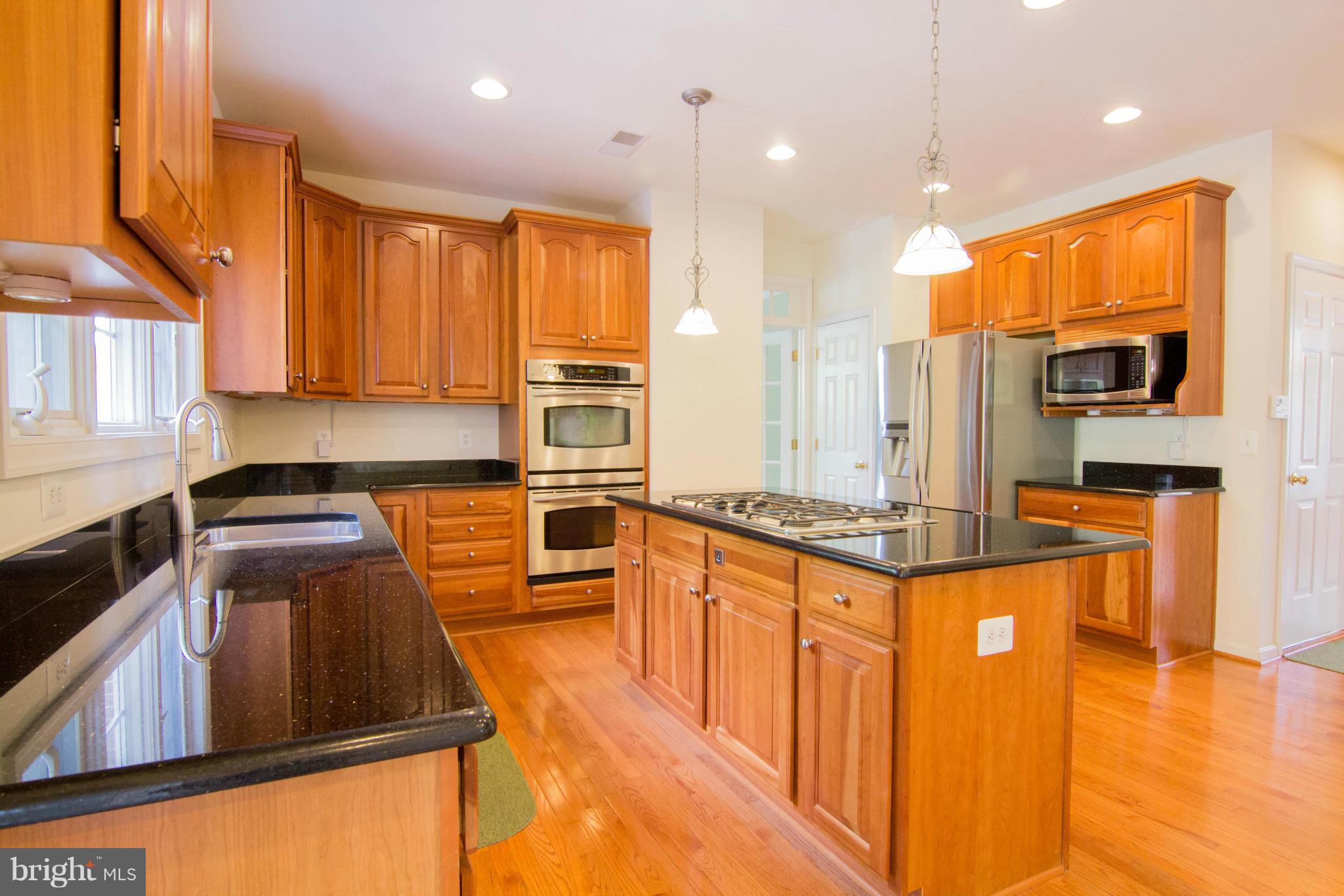 HIGHGROVE ESTATES - Residential