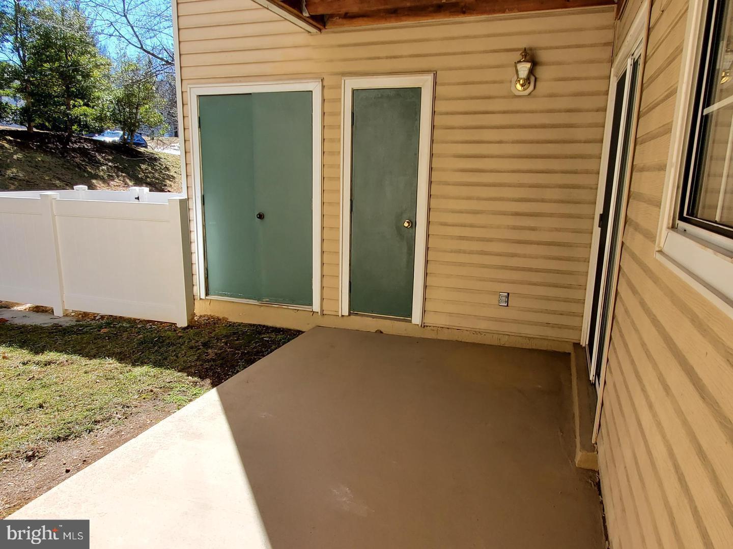 BRIDGEPORT CONDOS - Residential Lease