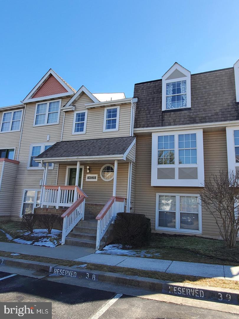 BRIDGEPORT CONDOS - Residential Lease