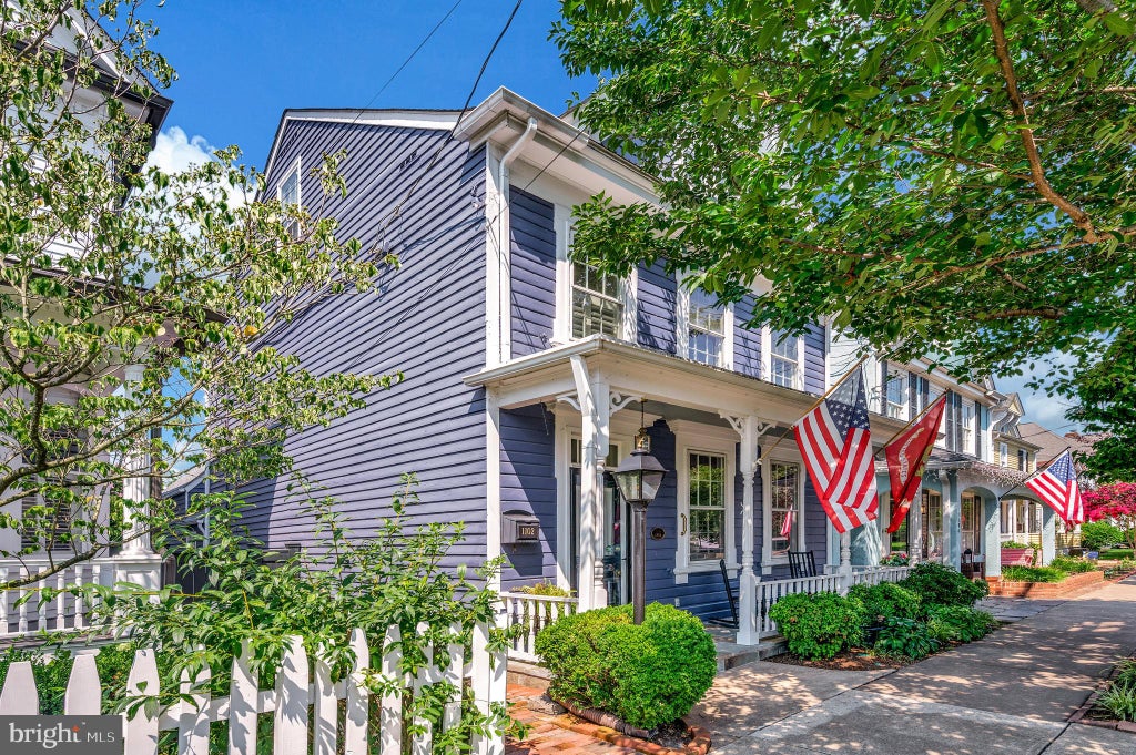 Photo of 1102 Prince Edward Street, FREDERICKSBURG, VA 22401 (MLS # VAFB2010218)