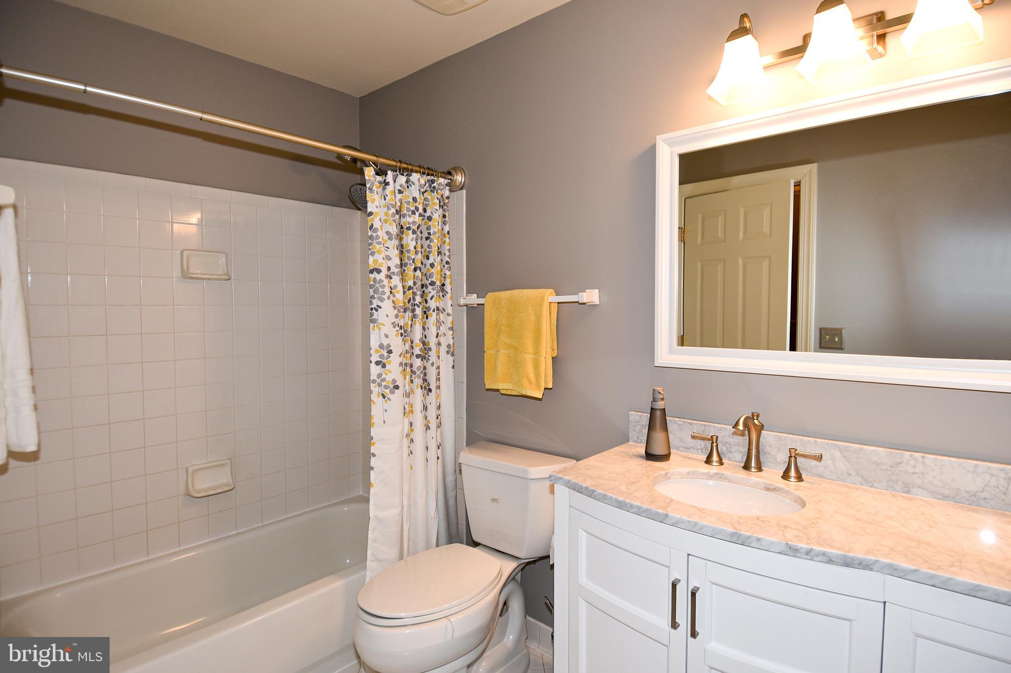 NEWPORT ESTATES - Residential