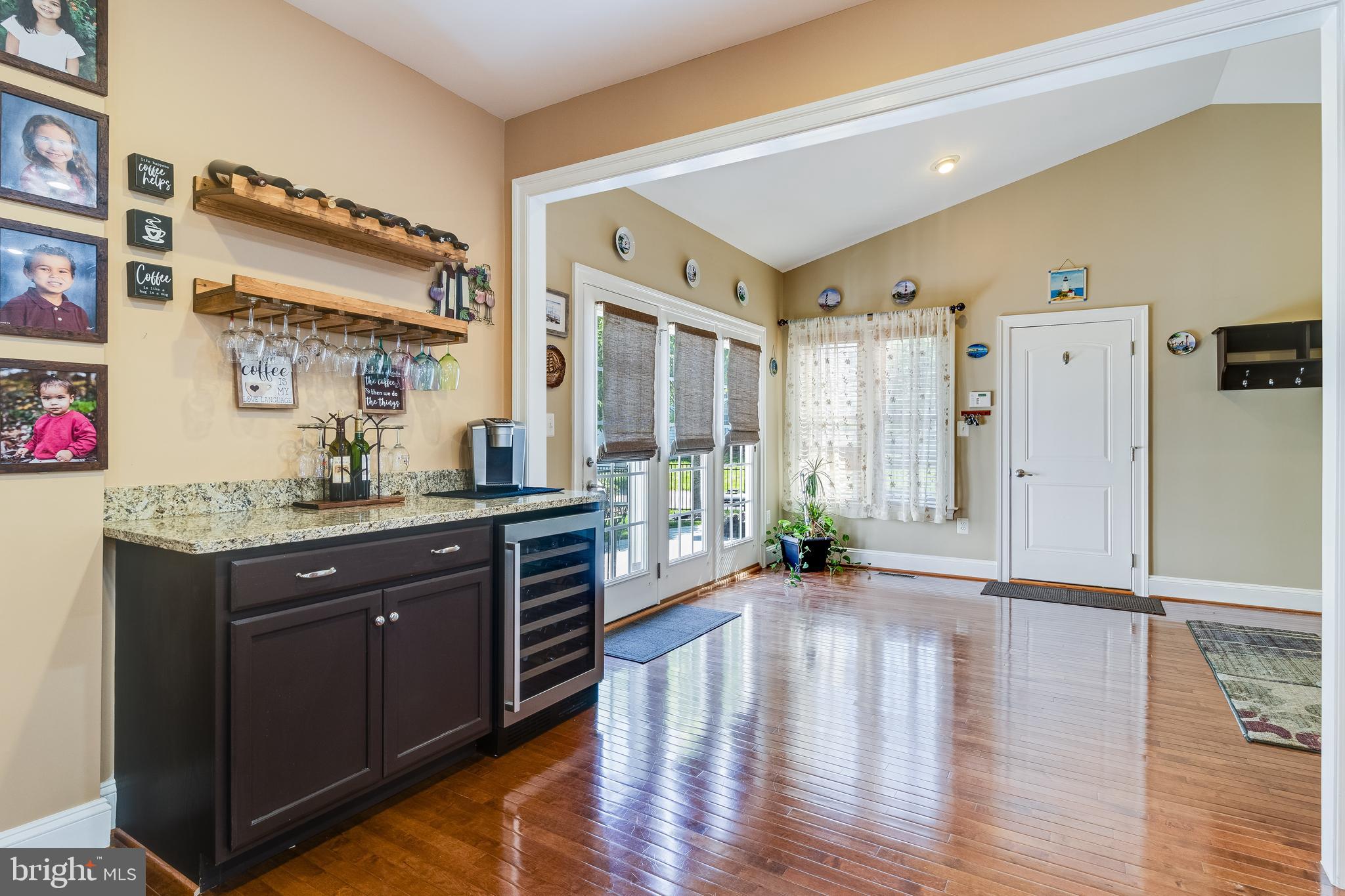 OAK CREEK - Residential