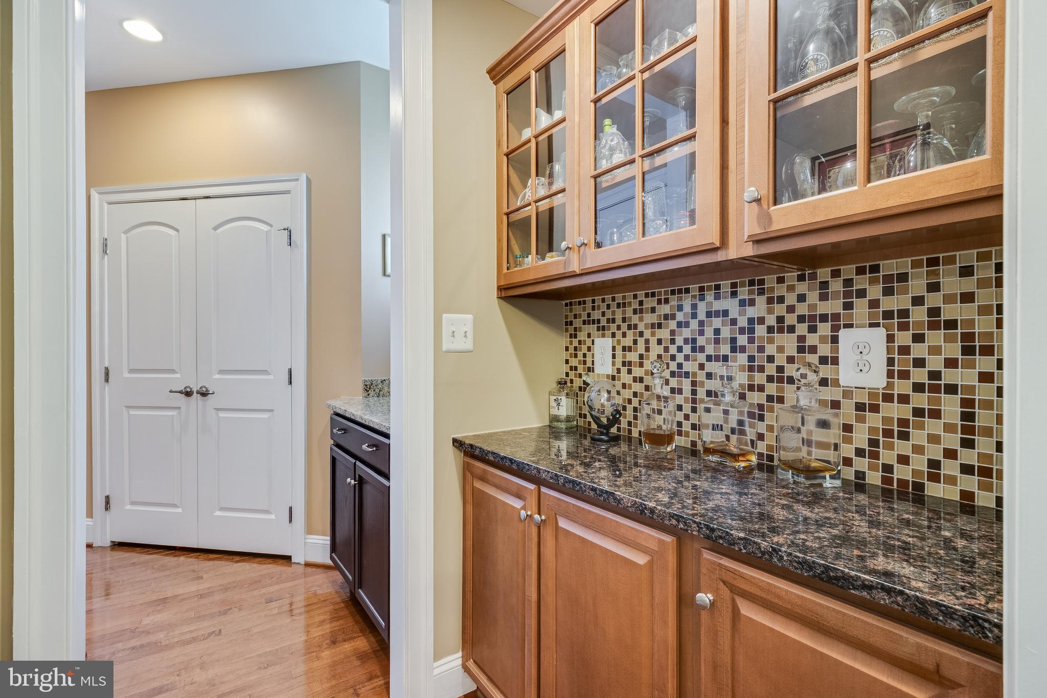 OAK CREEK - Residential