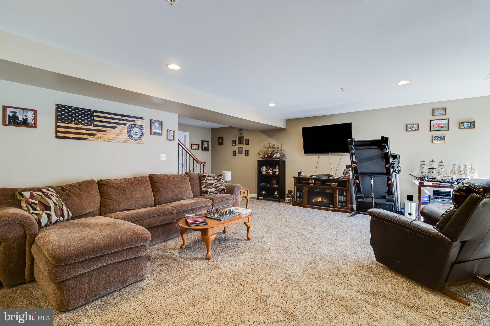 OAK CREEK - Residential