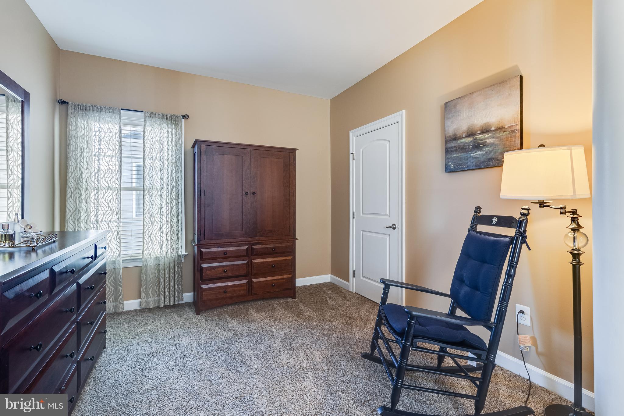 OAK CREEK - Residential